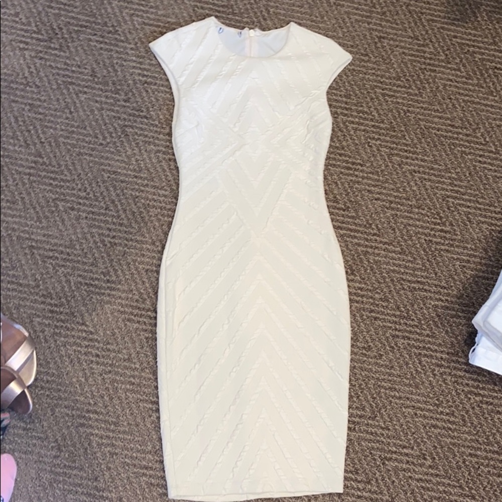 Formal and slimming cocktail dress